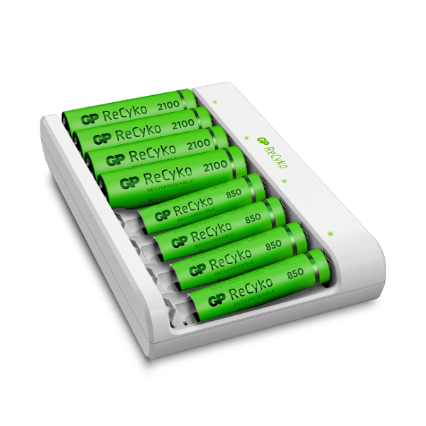 Wiskundige Aarzelen engel GP ReCyko USB Oplader voor AA en AAA Batterijen ( 4 stuks AA, 4 stuks AAA)  GP 123accu.nl